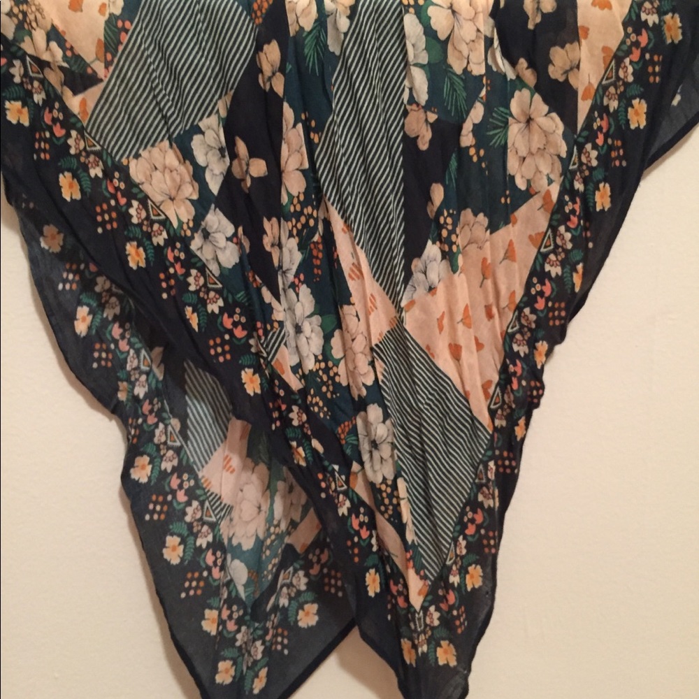 Anthropologie neck scarf